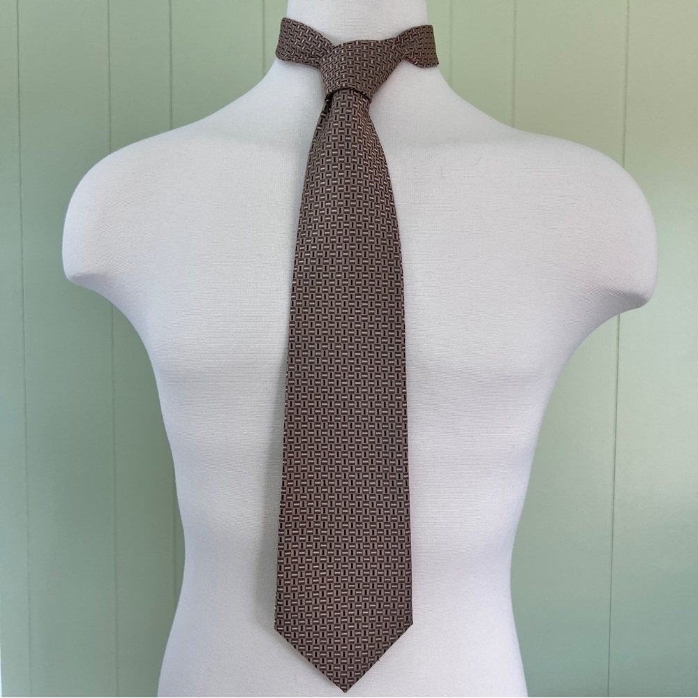 Chereskin Classic Tan Silk Neck Tie